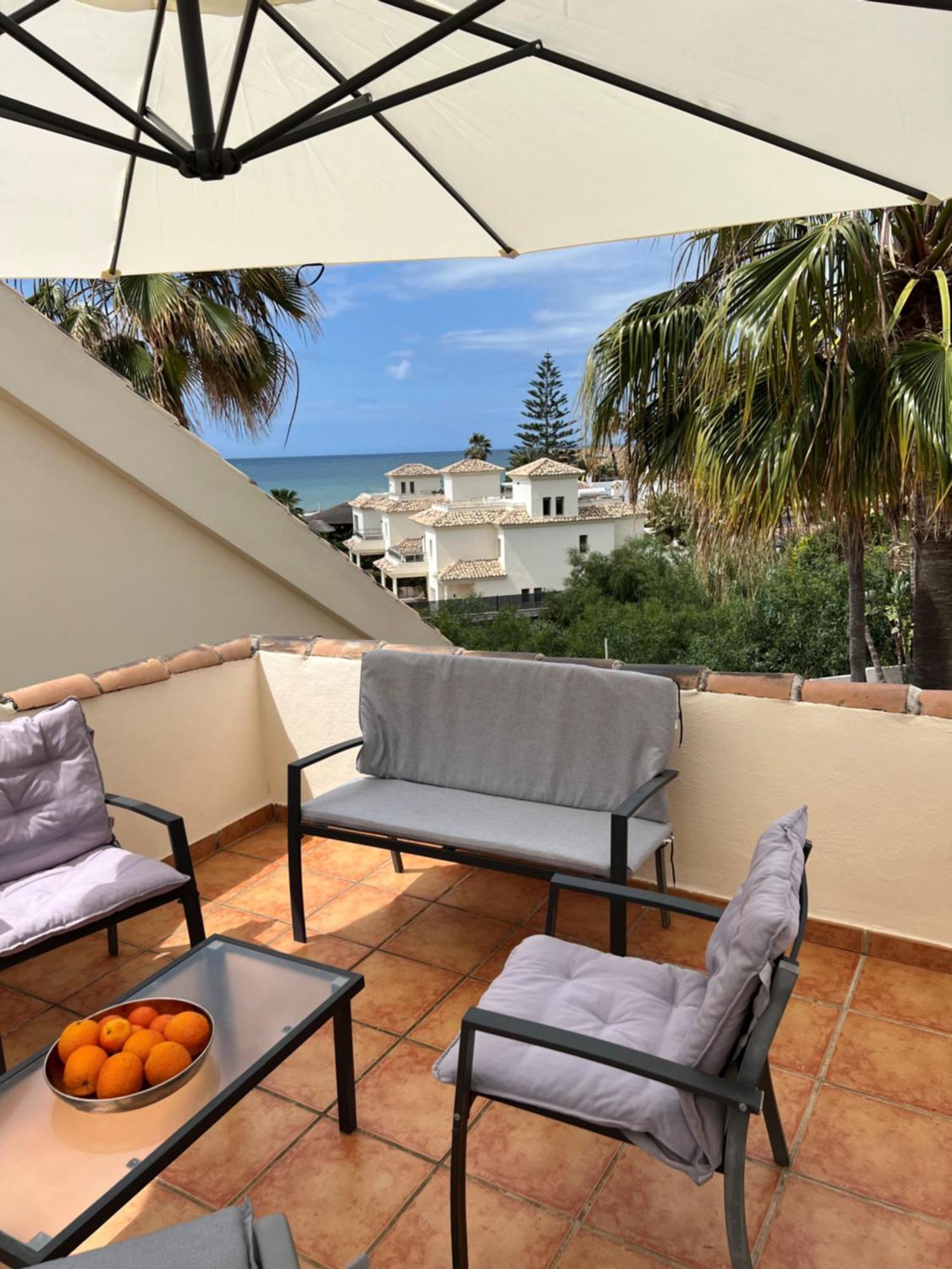Stylish Townhouse In Beachfront Complex Marbella Buitenkant foto